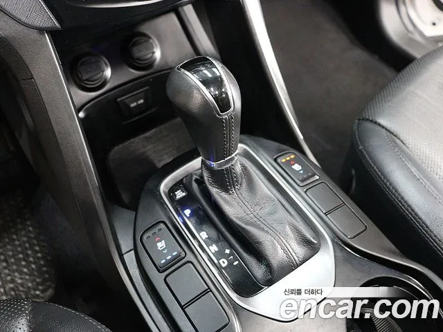 Hyundai Санта Фе 2014 thumb 3
