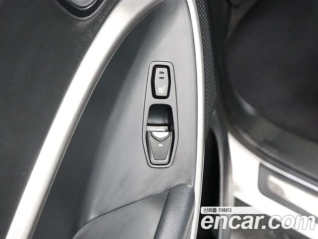 Hyundai Санта Фе 2014 thumb 8