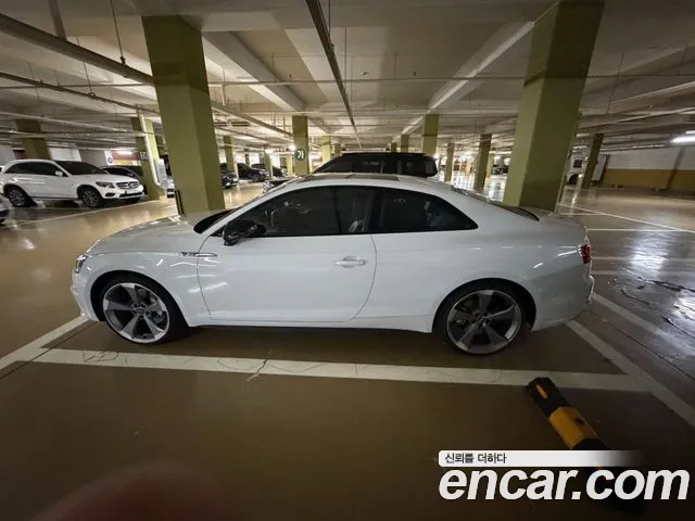Audi A5 2019 thumb 3