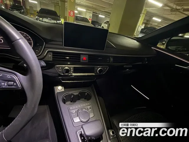 Audi A5 2019 thumb 2