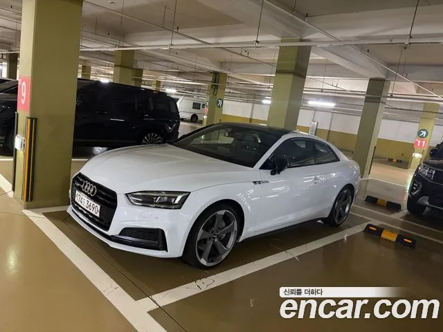 Audi A5 2019 thumb 9