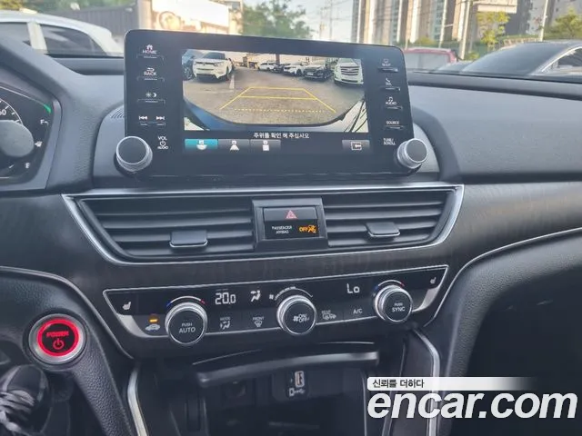 Honda Accord 2018 thumb 9