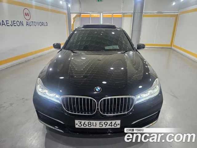 BMW 7 серии 2018 thumb 7