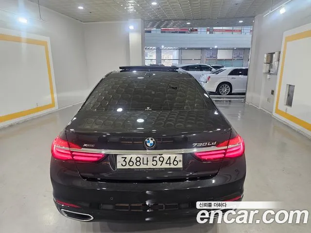 BMW 7 серии 2018 thumb 8