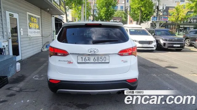 Hyundai Санта Фе 2012 thumb 12