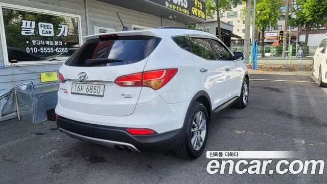 Hyundai Санта Фе 2012 thumb 6