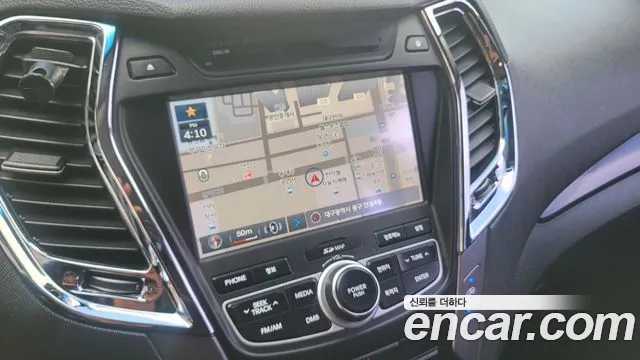 Hyundai Санта Фе 2012 thumb 7