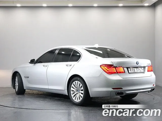 BMW 7 серии 2009 thumb 6