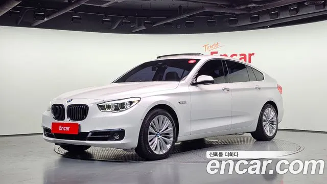 BMW 5 серии Gran Turismo 2015 thumb 2
