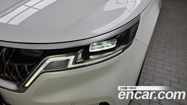 Kia Carnival 2022 thumb 9