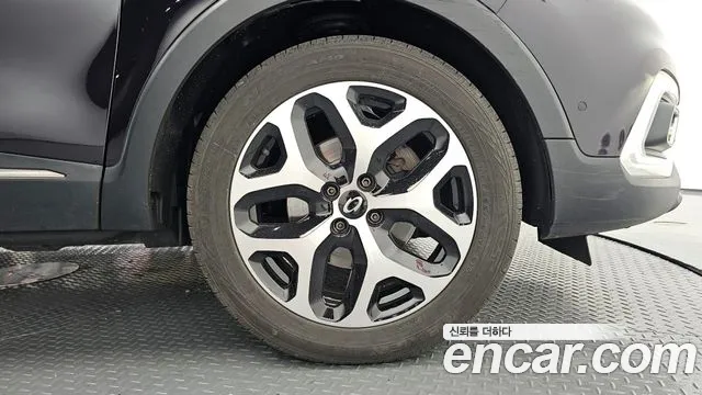 Renault QM3 2019 thumb 5