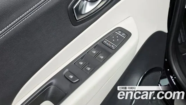 Renault QM3 2019 thumb 8