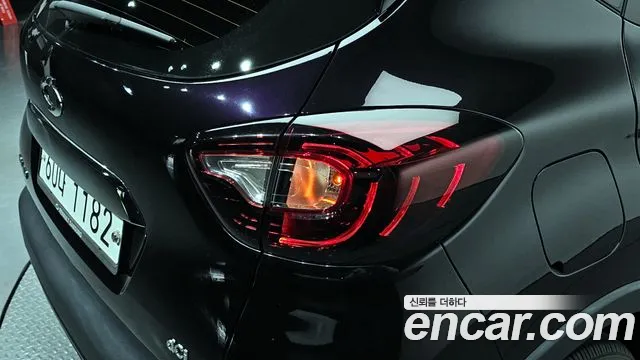 Renault QM3 2019 thumb 11
