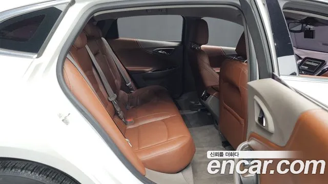 Chevrolet Malibu 2017 thumb 2