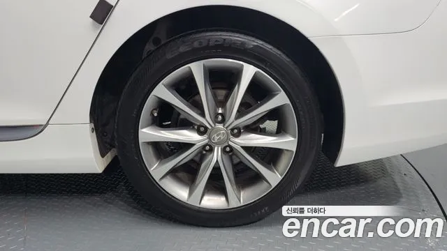 Hyundai Grandeur 2014 thumb 2