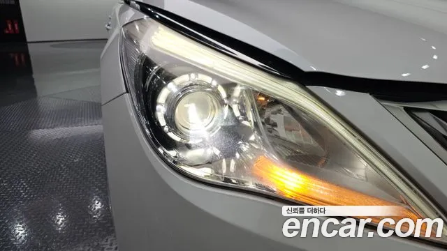 Hyundai Grandeur 2014 thumb 5