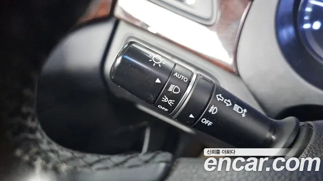 Hyundai Grandeur 2014 thumb 10