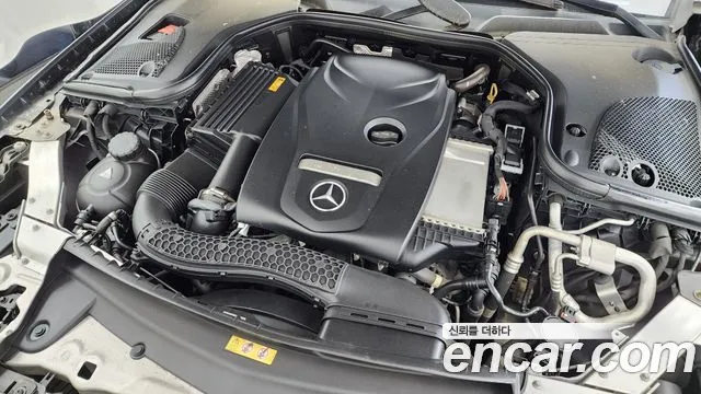 Mercedes-Benz E-Class 2019 thumb 5