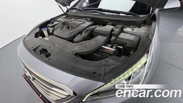 Hyundai LF 2016 thumb 4
