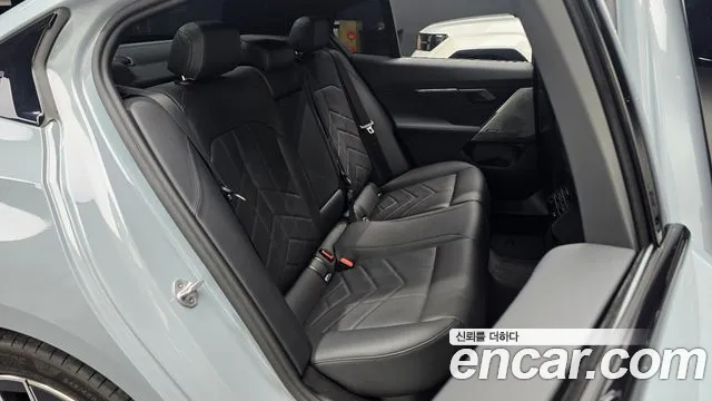 BMW 5 серии 2025 thumb 9