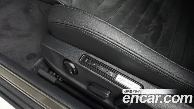 Volkswagen Passat GT 2018 thumb 3