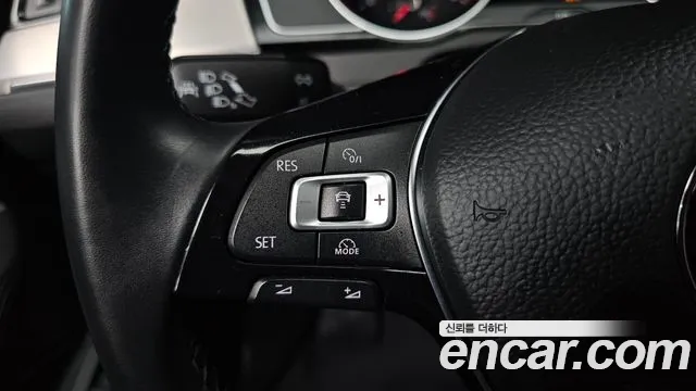 Volkswagen Passat GT 2018 thumb 6