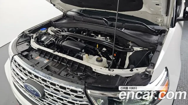Ford Explorer 2021 thumb 12