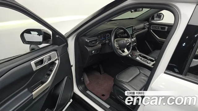 Ford Explorer 2021 thumb 5