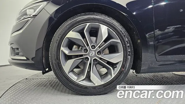 Renault SM6 2018 thumb 10