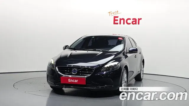 Volvo V40 2015 thumb 3