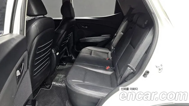 KGM Tivoli 2020 thumb 3