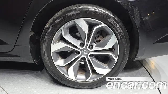 Renault SM6 2019 thumb 2