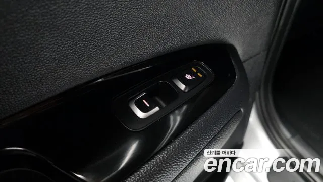 Kia Hybrid 2017 thumb 5