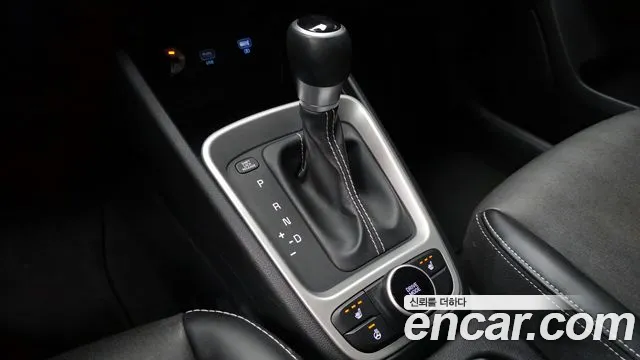 Hyundai Venue 2019 thumb 2