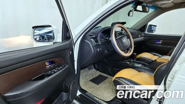 KGM Rexton 2014 thumb 8