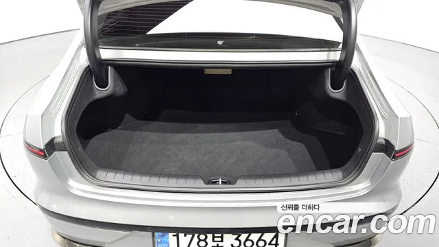 Hyundai Grandeur Hybrid 2023 thumb 8