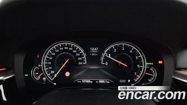 BMW 5 серии 2018 thumb 8