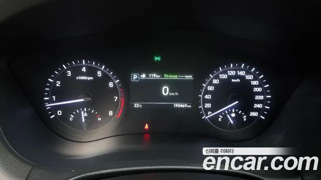 Genesis G80 2016 thumb 12