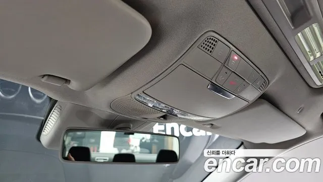 Mercedes-Benz E-Class 2018 thumb 8
