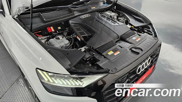 Audi Q8 2023 thumb 3