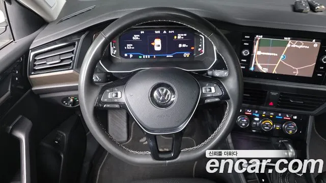 Volkswagen Jetta 2021 thumb 9