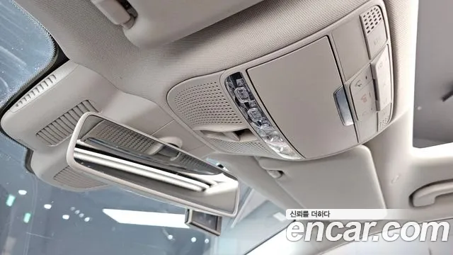 Mercedes-Benz E-Class 2018 thumb 6