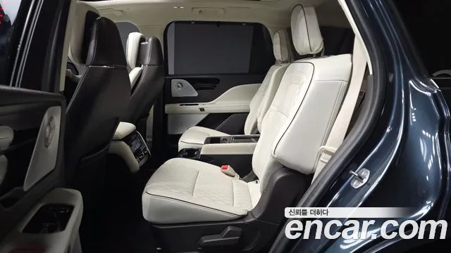 Lincoln Aviator 2021 thumb 8