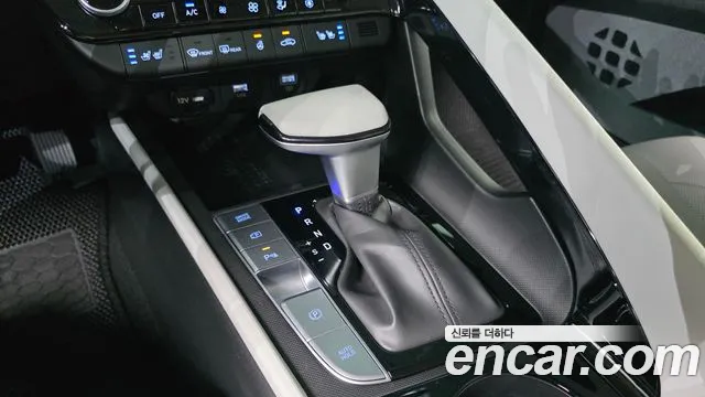 Hyundai Elantra 2022 thumb 10