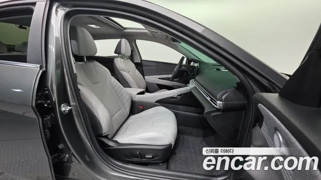Hyundai Elantra 2022 thumb 8