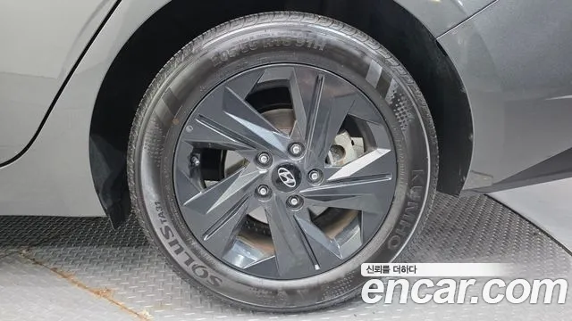 Hyundai Elantra 2022 thumb 11