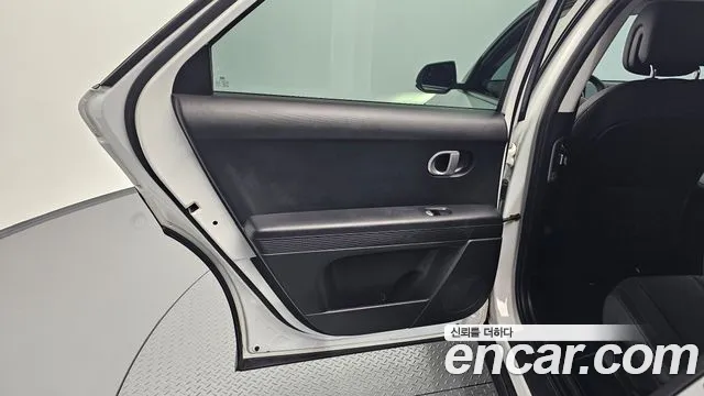 Hyundai Ioniq5 2023 thumb 12
