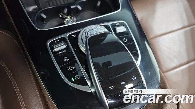 Mercedes-Benz E-Class 2018 thumb 4