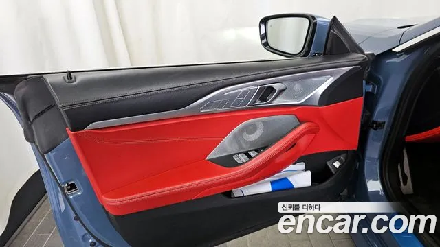 BMW 8 серии 2021 thumb 4