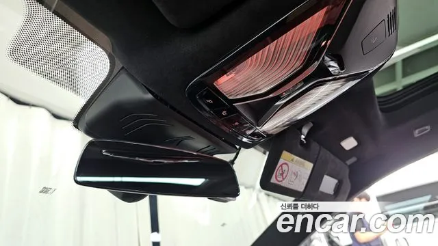 BMW 8 серии 2021 thumb 3